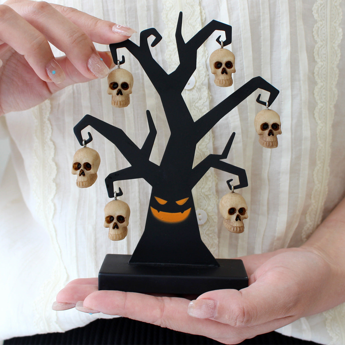 Halloween Decorations Skull Tree Ornaments Metal Craft for Home Decor Gifts